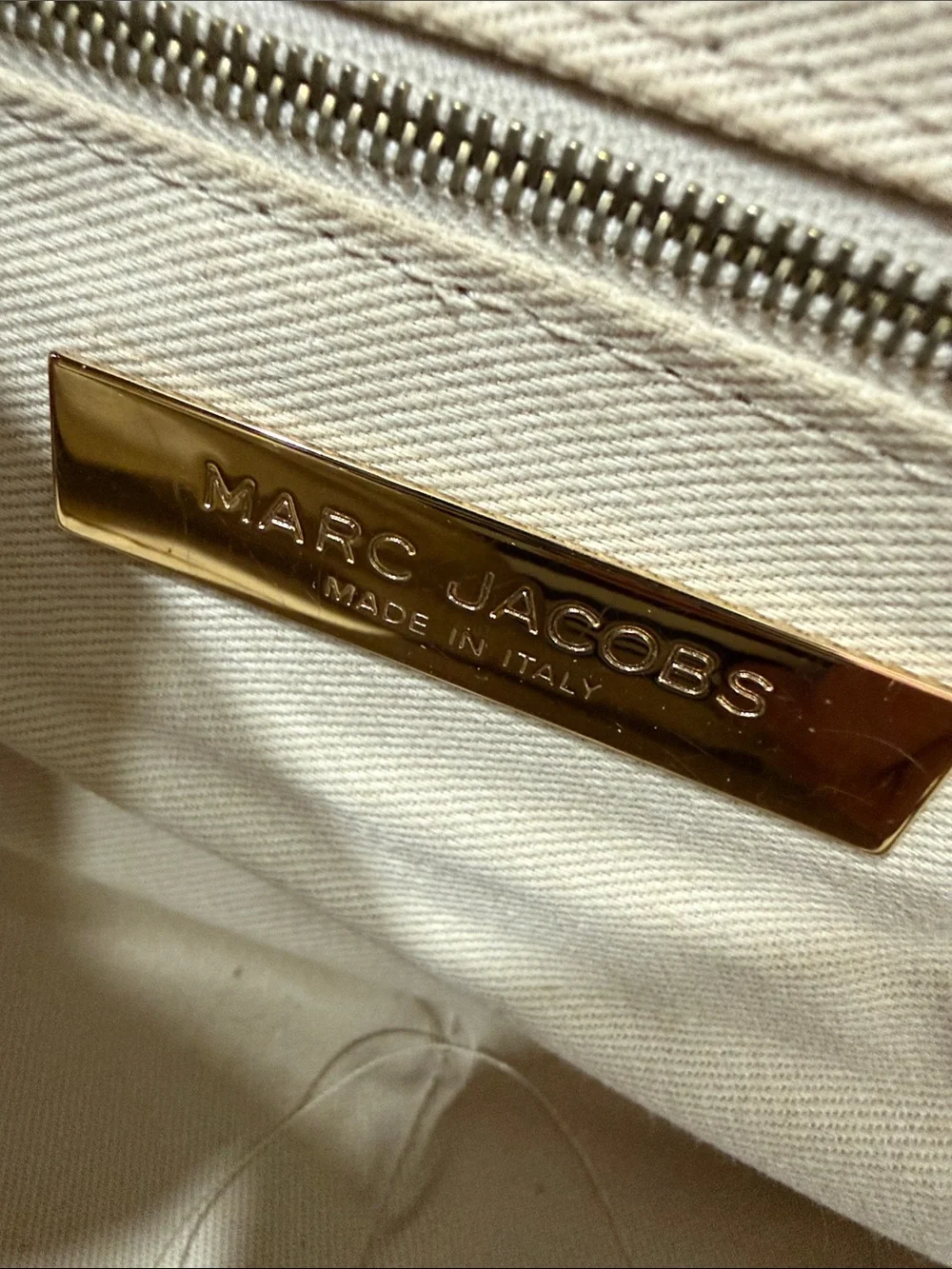 Marc Jacob’s Quilted Olive Green Barrel Handbag